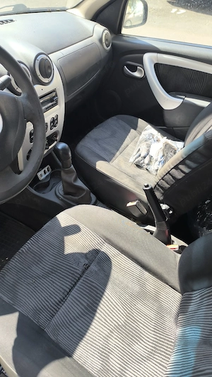 Vand Dacia logan laureate