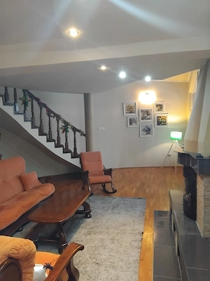 Vand casa arhitectura exceptionala