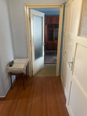 Vând apartament 3 camere, Petru Rareș 5 - imagine 5