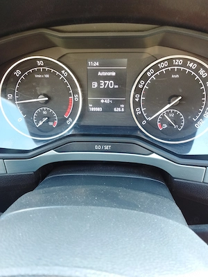 vand skoda superb 2018 - imagine 8