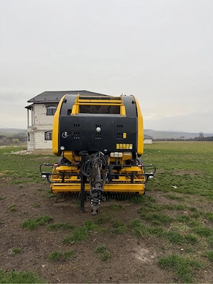 Presă New Holland Roll-Belt 180 (2023)  - imagine 2