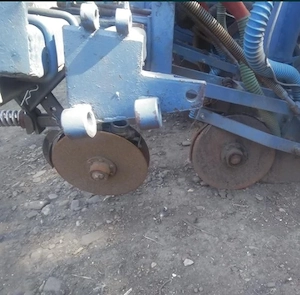 Vând semănătoare SPC cu calculator  - imagine 2