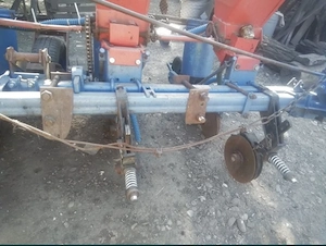 Vând semănătoare SPC cu calculator  - imagine 3