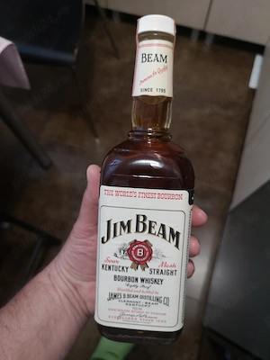 Vând whisky Bourbon Jim Beam 1981   Bourbon Vintage Sigilat, Embossing 3D pe Sticlă, Colecționari