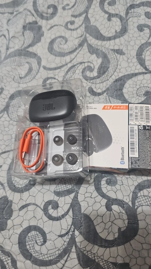 Căști wireless JBL - imagine 3