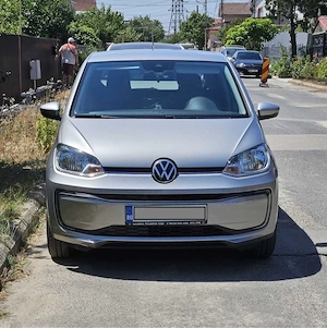Volkswagen e-UP 2 km, pilot automat, comenzi volan, pachet iarna - masina electrica oras - imagine 5