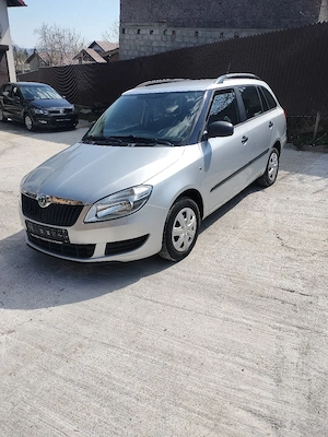Vând Skoda Fabia 2 facelift euro 5 benzina  - imagine 2