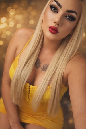 Simina Transexula Siliconata 