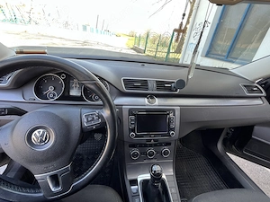 Volkswagen Passat 2013 2.0TDI 140 CP - imagine 8