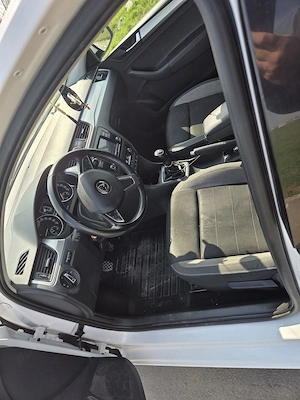 Skoda Rapid facelift 2017 - imagine 4