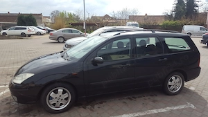 Vind ford focus 1.8 benzina