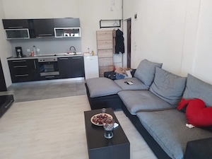 Persoana fizica închiriez apartament cu 2 camere urgent  - imagine 6