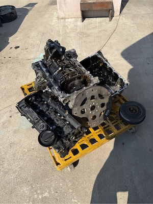 Motor Bmw X1 defect  - imagine 2