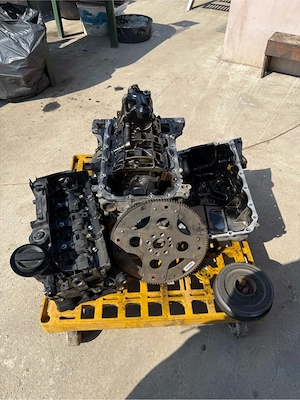 Motor Bmw X1 defect  - imagine 3