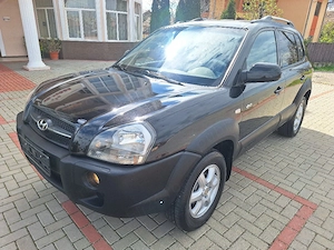 Hyundai tucson 2.0 CRDI Diesel 4x4 - imagine 5