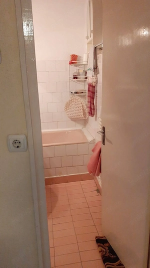 Vând apartament cu doua camere  - imagine 3