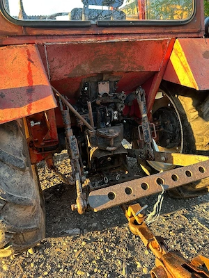 Tractor UTB Universal 445 DT - imagine 8