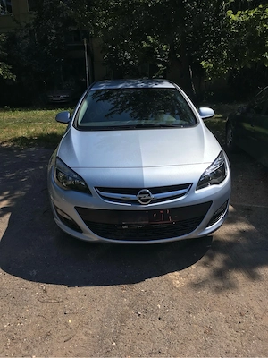 Opel Astra J 2017 1.4 140cp - imagine 2
