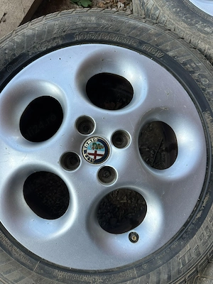 Vând jante aliaj Alfa Romeo 