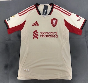 tricou fotbal jersey Liverpool isak 9 