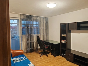 Apartament de închiriat cu 3 camere decomandat