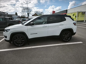 Jeep Compass 1.3T4 4Xe AT6 PHEV, S, 240CP  - imagine 4