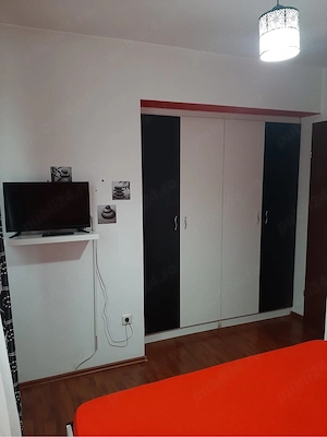 Dau in chirie apartament 2 camere zona Nufarul