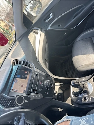 Hyundai Santa fe full - imagine 4