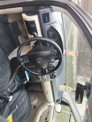 Mercedes Benz A 200 - imagine 5