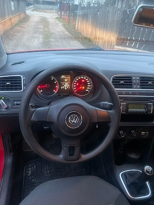 Volkswagen Polo (2009)   Stare foarte buna, un singur proprietar - imagine 6