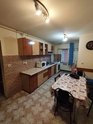 Vand apartament 3 camere,Beclean,BN - imagine 3