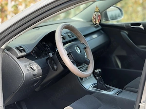 Volkswagen Passat  - imagine 5