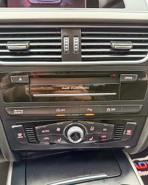 AUDI A5. 2,0 Benzina . 210 Cp. Cutie AUTOMATA   RAR+ITP. Garantie 12 luni. Rate fixe. Buy-Back.  - imagine 12