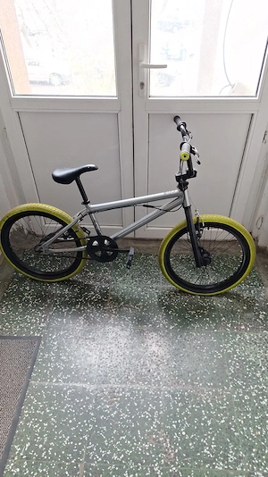 Vand biciclete usor negociabil