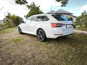 Skoda Superb 4x4 2021 DSG 200 Caii - imagine 4