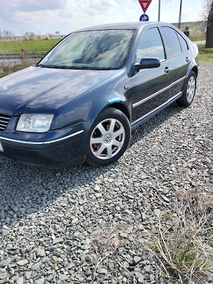 Vând Volkswagen Bora 