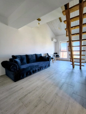 Vand apartament Nou cu scara interioara - imagine 2