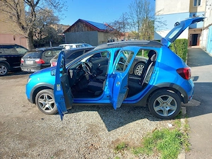 vând autoturism Dacia Sandero  - imagine 2