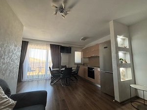 inchiriez apartament 2 camere 