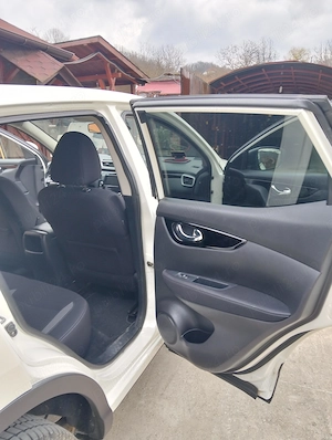 Nissan Qashqai, 2020, motor 1,33,TSI,159 CP ,190200 km - imagine 3