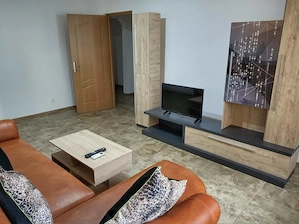 Apartament cu doua camere decomandate de vânzare în Navodari  - imagine 2