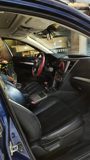 Subaru Outback 2.0 Boxer Diesel, 4x4   Piele, Navigație CarPlay, Bare Thule - imagine 2