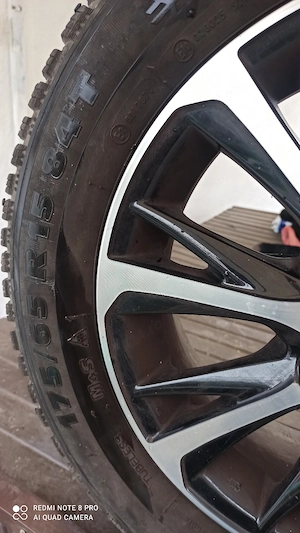 jenti de toiota cu cauciucuri de iarna 175/65 R 15 - imagine 4