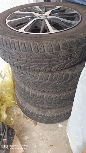 jenti de toiota cu cauciucuri de iarna 175/65 R 15 - imagine 3