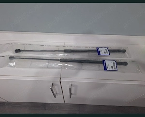 Piston/liftgate Volvo original 31463262 – suport hayon V60, fabricat în Germania 