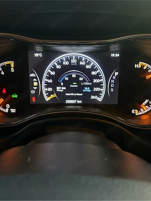 jeep grand cherokee  - imagine 2