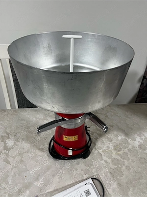 Separator de lapte electric