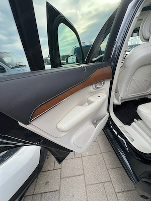 Vand Volvo XC90 T8 Inscription 2020 Plug-in Hybrid AWD | 7 Locuri | Masaj | Încălzire scaune | Full - imagine 8