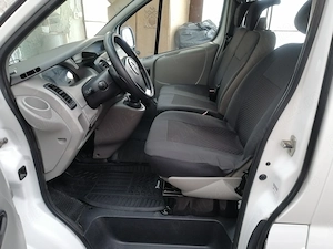 Opel Vivaro Lung 6 locuri + marfă  - imagine 7