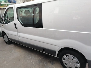 Opel Vivaro Lung 6 locuri + marfă  - imagine 4